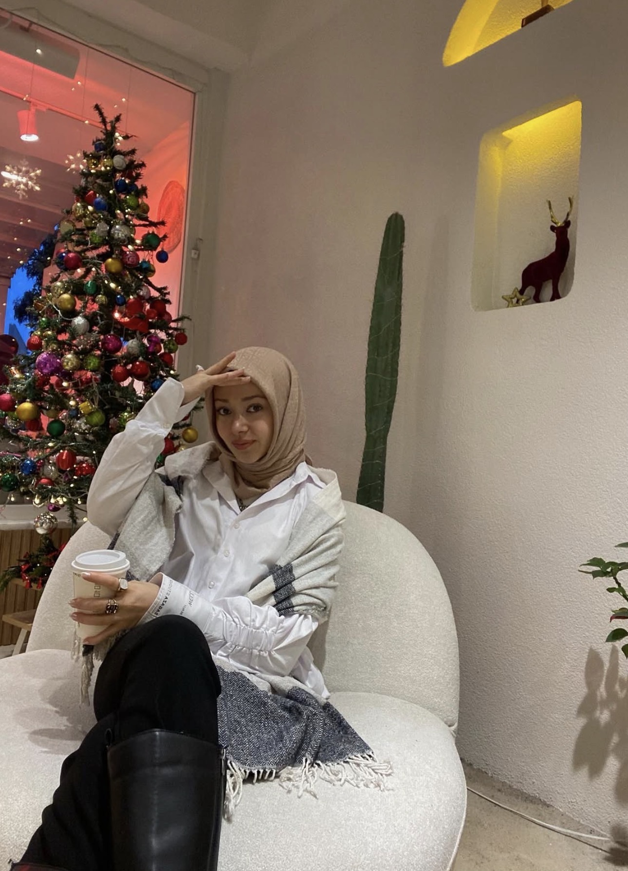 Akyamaç Birlikte Büyüyelim Bayan Escort Dila