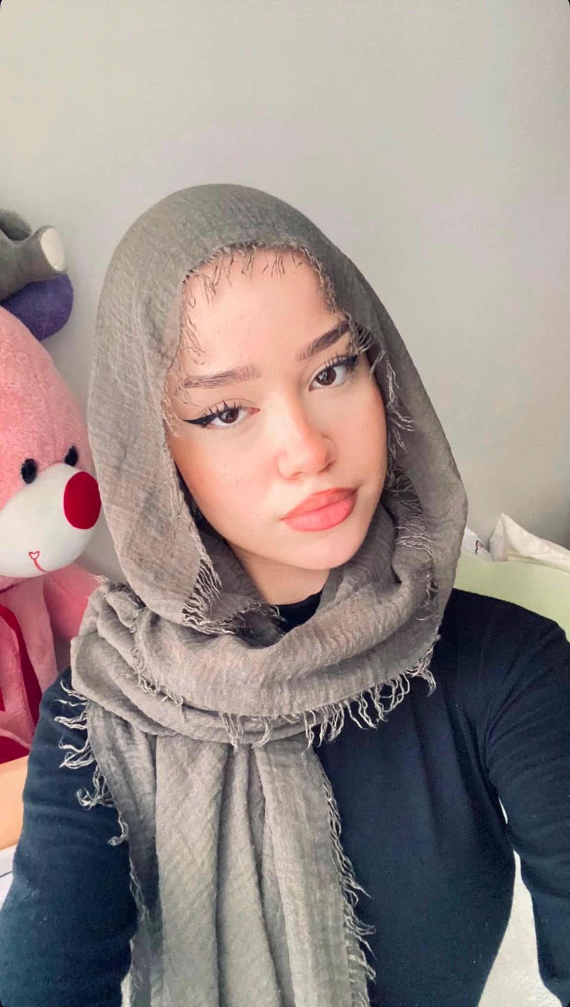 Gümeli İlham Veren Partner Escort Hira