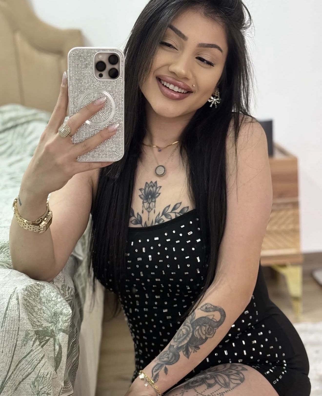 Geriş Kosovalı Escort Ada